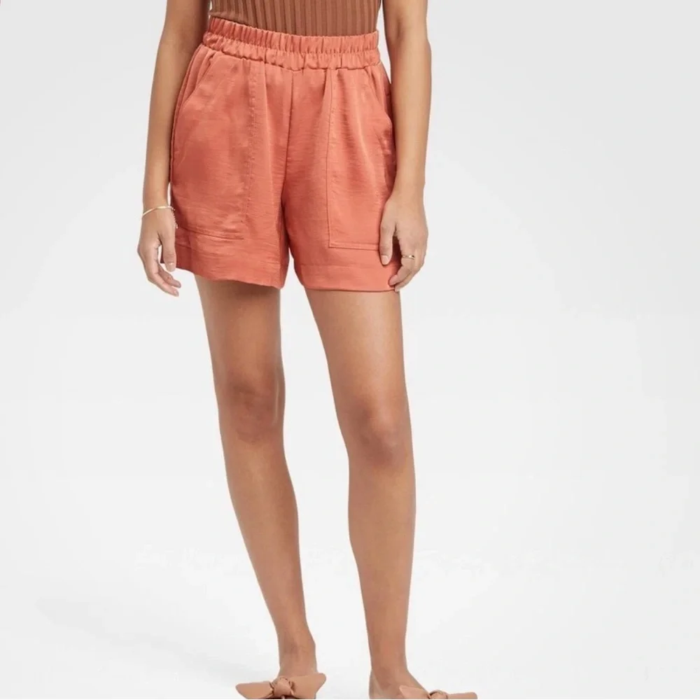 A New Day Women's Satin High Rise Pull On Shorts XL Orange Stretchy W Pockets - Picture 7 of 12